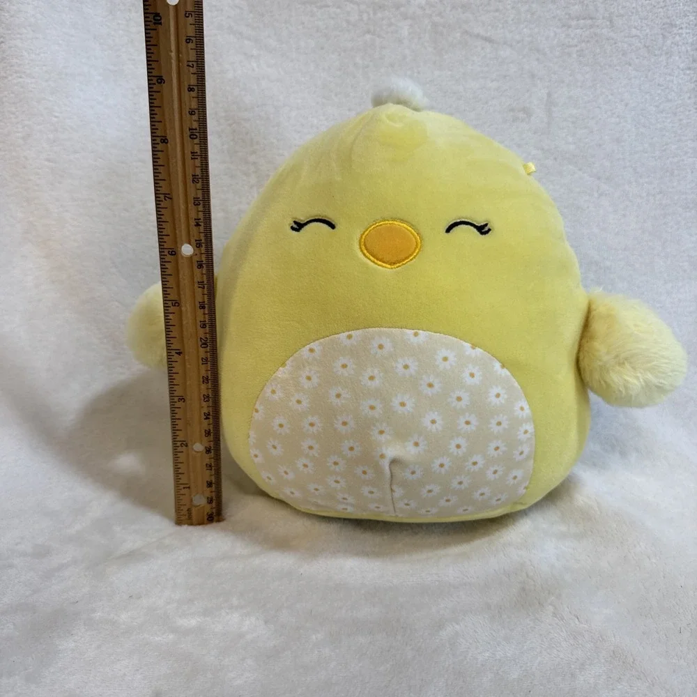Squishmallows‎ Aimee Chick Easter Plush Stuffed Animal Toy Yellow Daisy Belly